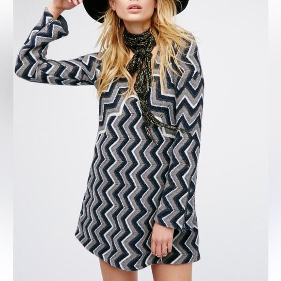 Free People Rhiannon Sweater Dress Chevron Geometric Flared Women’s Size Large - Picture 1 of 12